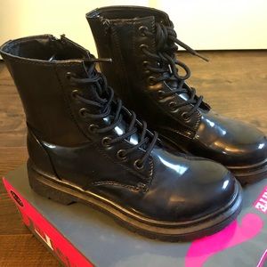 Gia Maria Reignite Boot Size 6